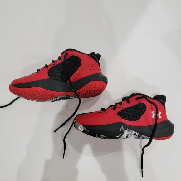 Under Armour Red and Black Sneakers Sz 13US - Picture 3 of 8